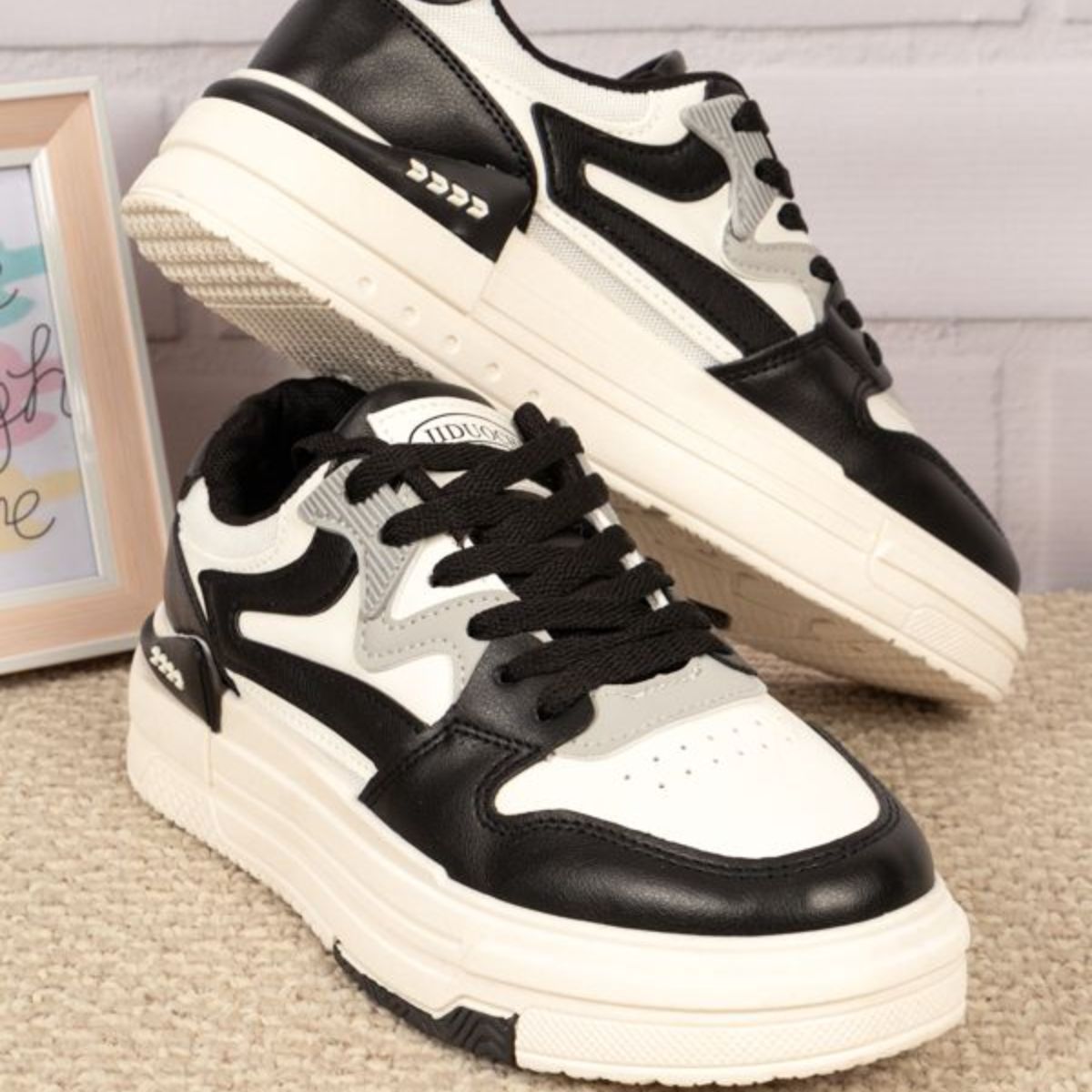 Zapatilla Para Mujer 2025