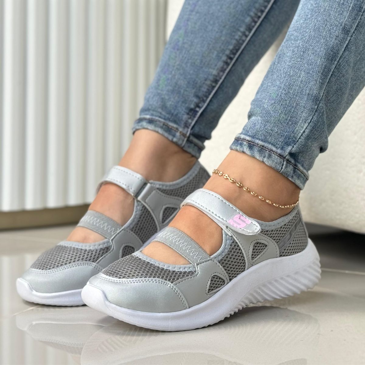 Zapatilla Mafalda Deportiva