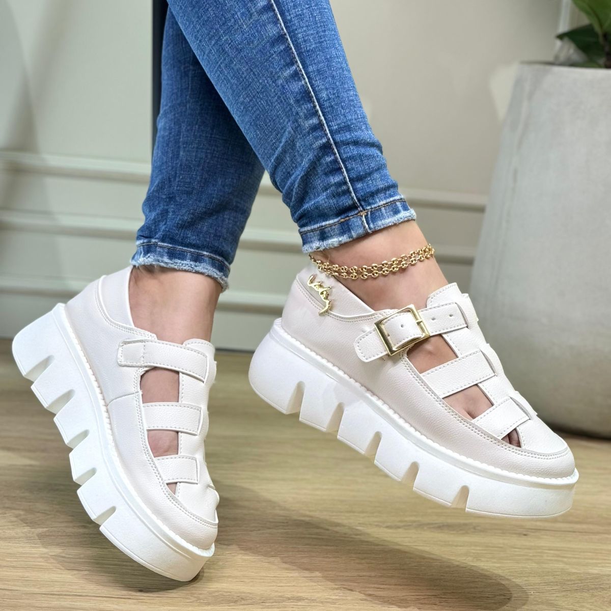 Zapatilla Mafalda Velez